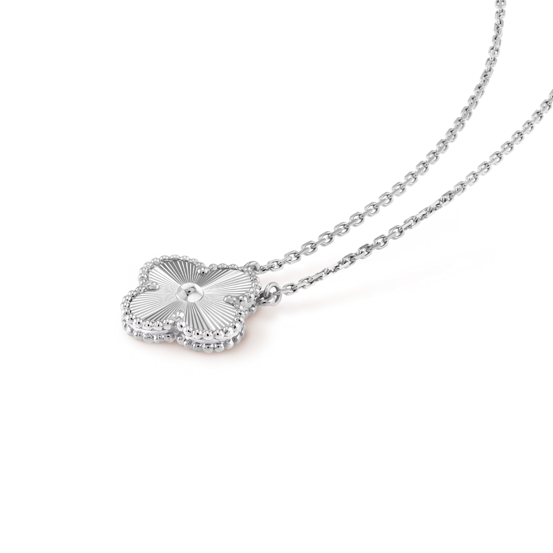 CLOVER - Silver Necklace