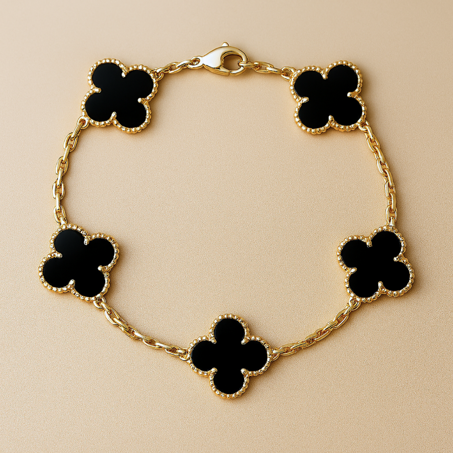 CLOVER - Black Bracelet