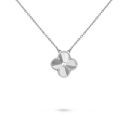 CLOVER - Silver Necklace