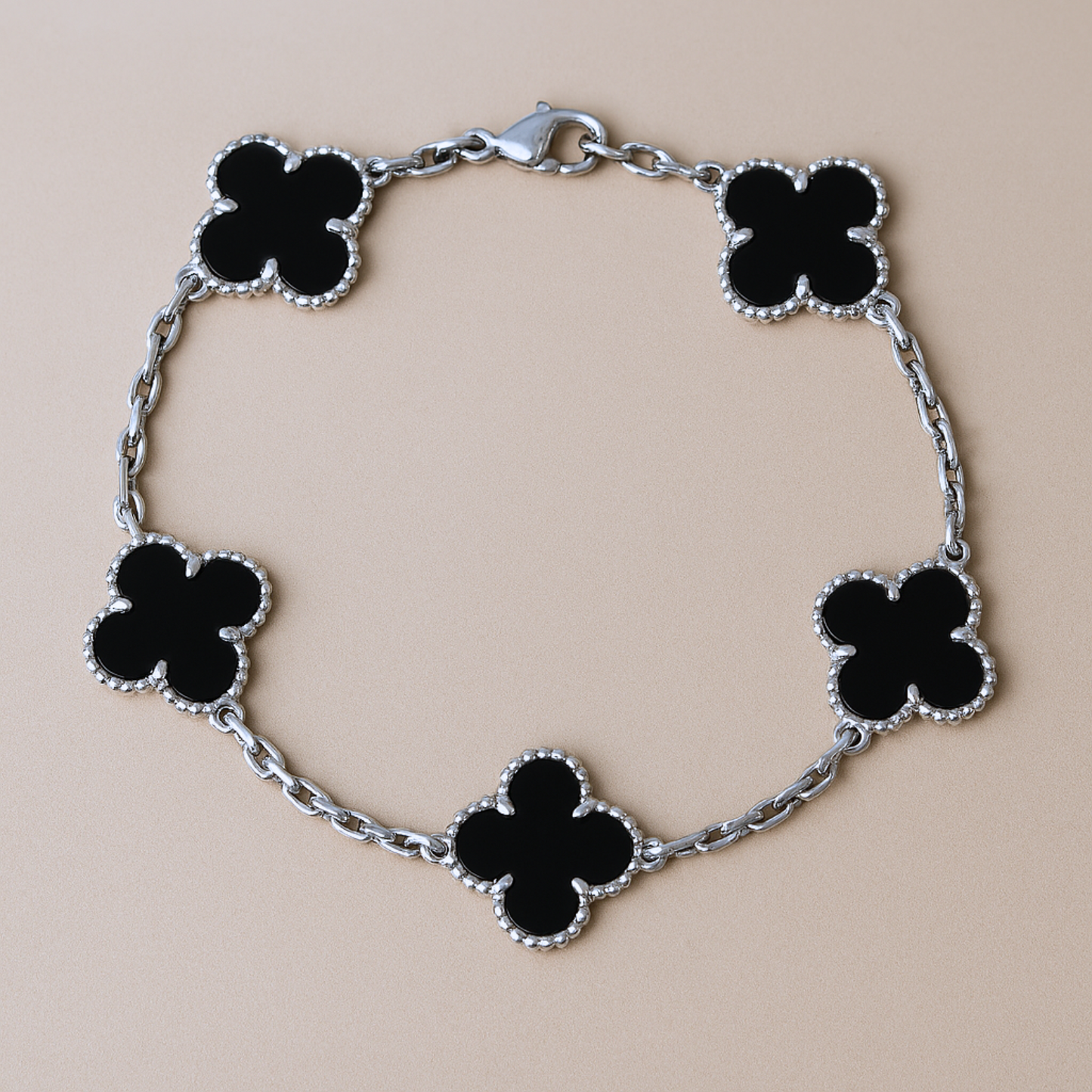 CLOVER - Black Bracelet