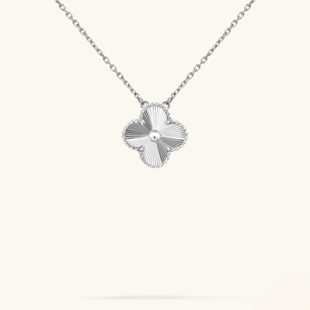 CLOVER - Silver Necklace