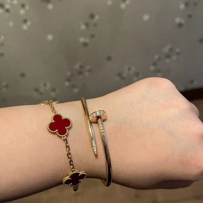 CLOVER - Red Bracelet