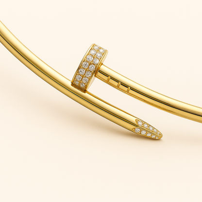 NAIL - Necklace with Zirconia