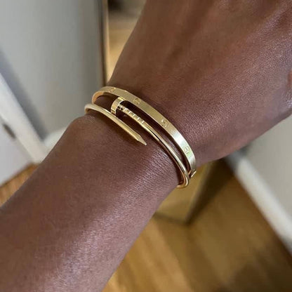 ELEGANCE NAIL - Gold Bracelet