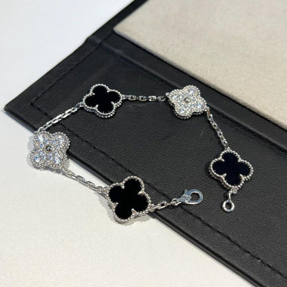 CLOVER - Black Silver Zircon Bracelet