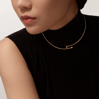 Nail - Golden Necklace