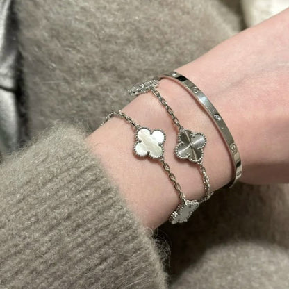 CLOVER - White Silver Bracelet