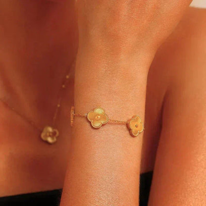 CLOVER - Gold Bracelet
