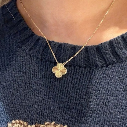 CLOVER - Gold Necklace